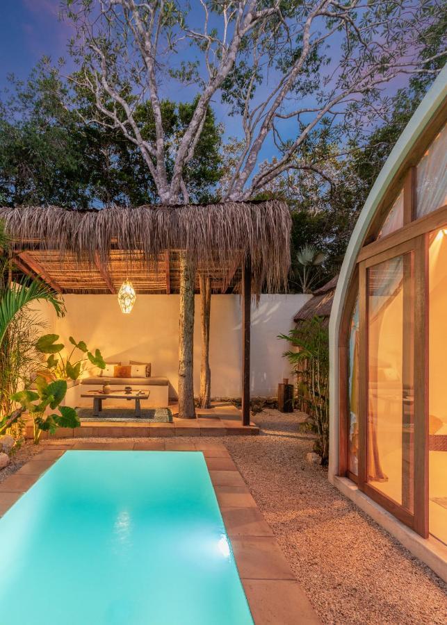 Villa with Private Pool,1466223911:JPEG
