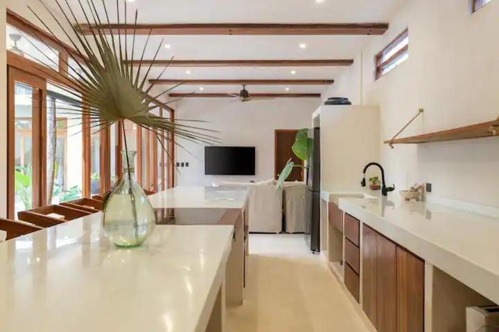 Deluxe Family Suite,1466238179:JPEG
